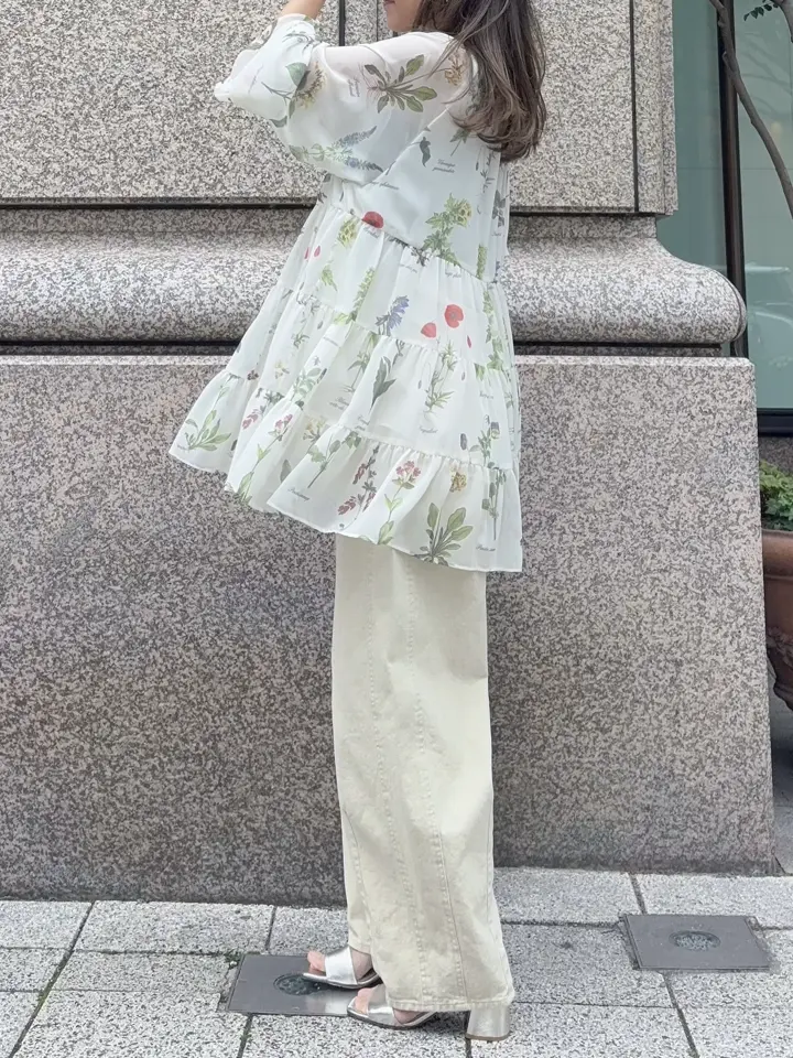 GRACE CONTINENTAL yukimi yonee コーディネート画像