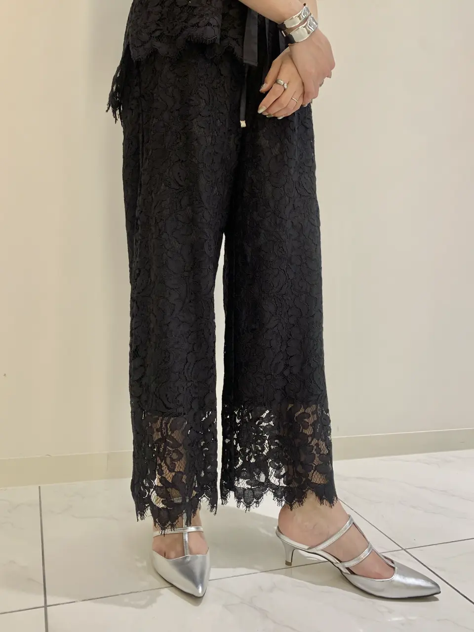 GRACE CONTINENTAL haruka iwasaki コーディネート画像