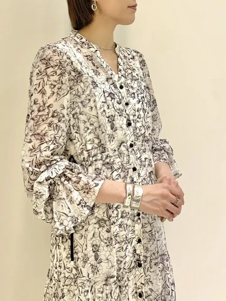 GRACE CONTINENTAL haruka iwasaki コーディネート画像