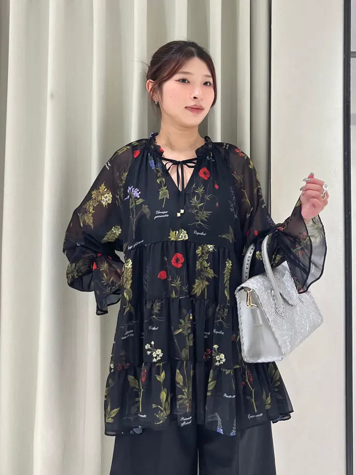 GRACE CONTINENTAL NORIA コーディネート画像