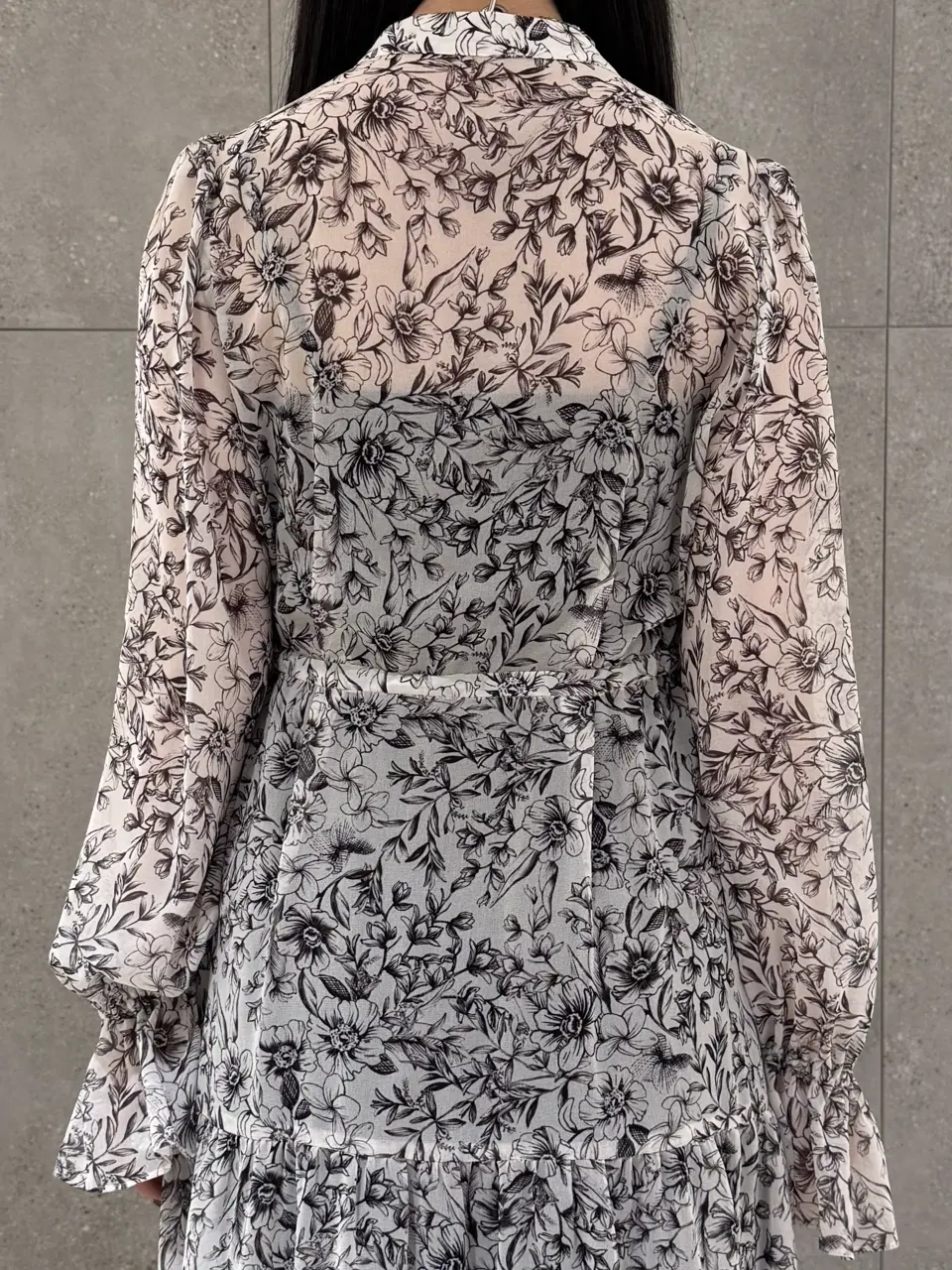 GRACE CONTINENTAL anri コーディネート画像