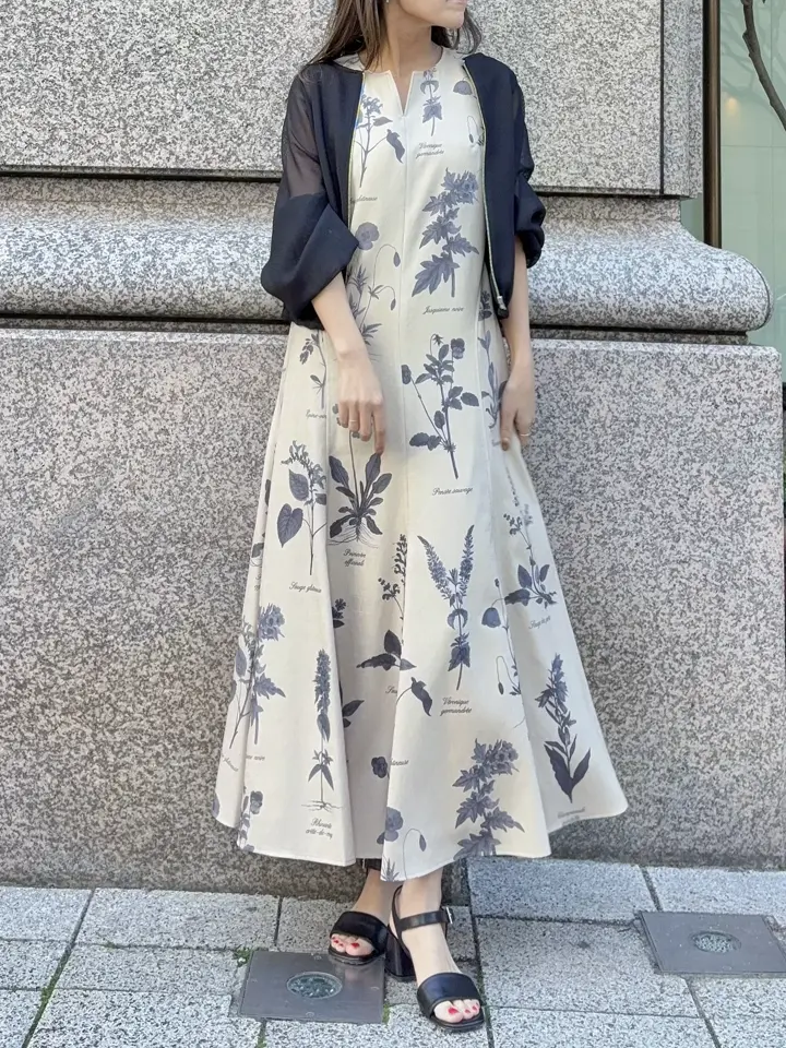 GRACE CONTINENTAL yukimi yonee コーディネート画像