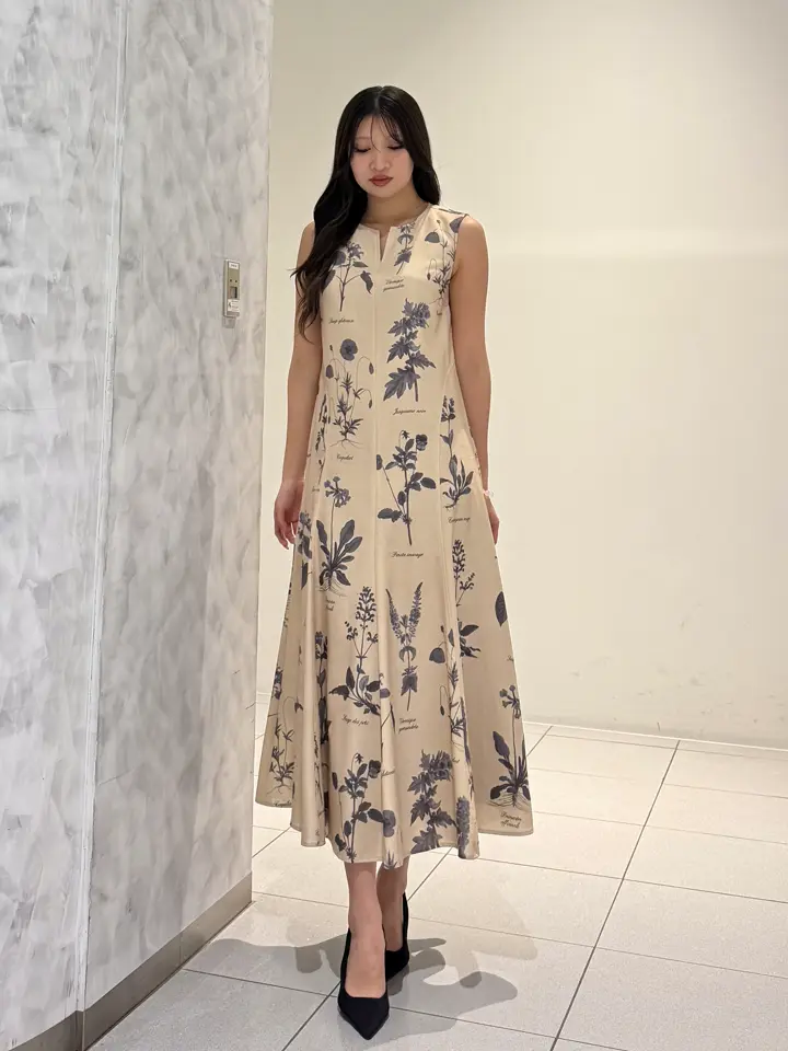 GRACE CONTINENTAL momo コーディネート画像