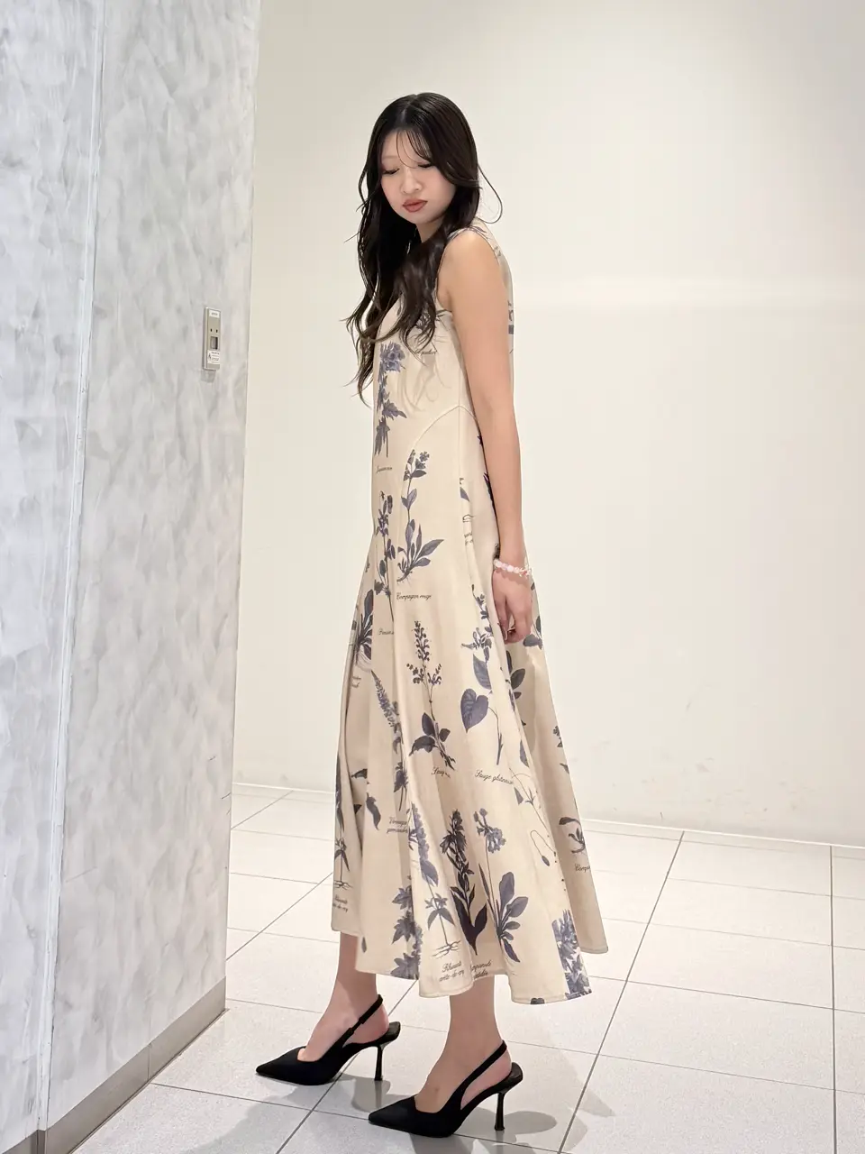 GRACE CONTINENTAL momo コーディネート画像