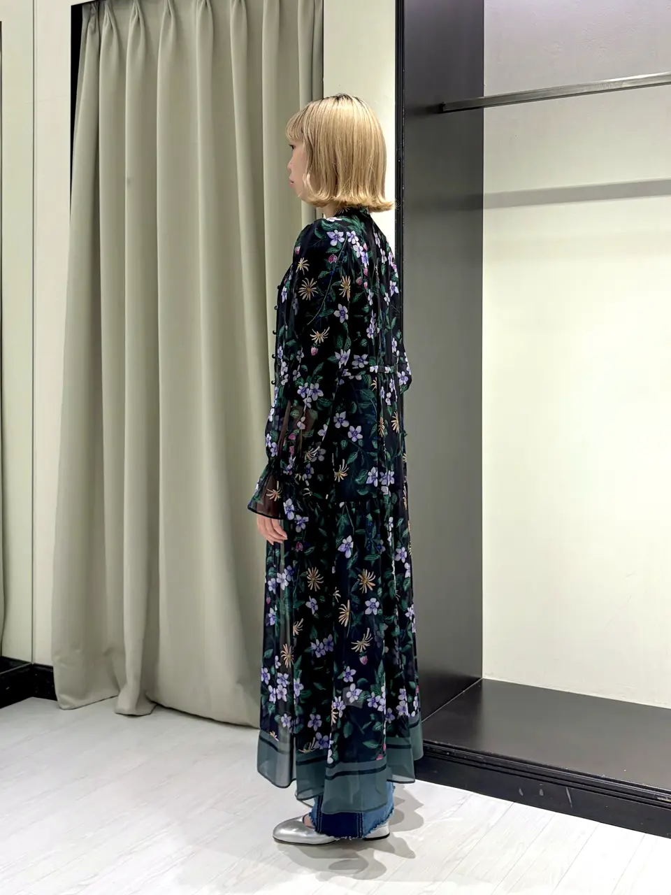 GRACE CONTINENTAL Abe コーディネート画像