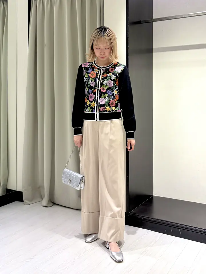 GRACE CONTINENTAL Abe コーディネート画像