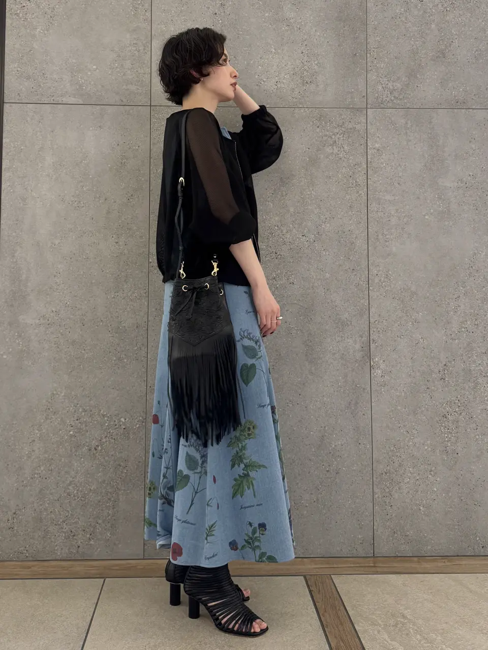 GRACE CONTINENTAL 村上 麗華 コーディネート画像