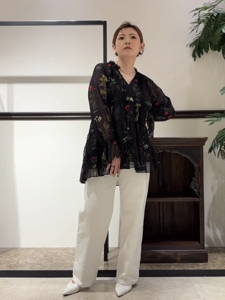 GRACE CONTINENTAL N.YURI コーディネート画像