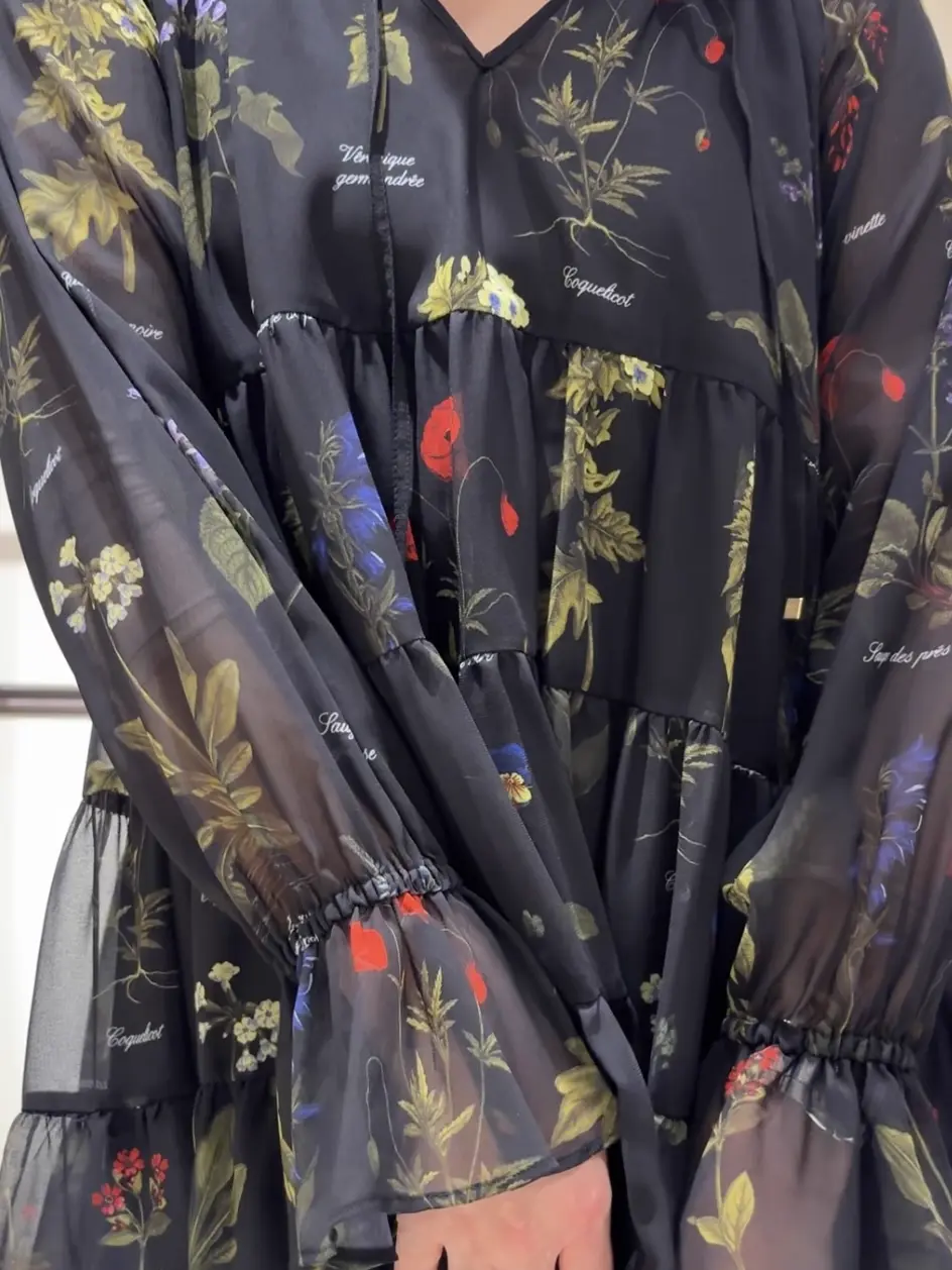 GRACE CONTINENTAL N.YURI コーディネート画像