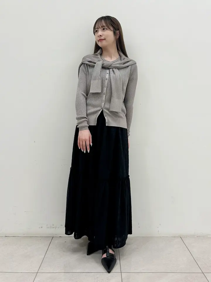 GRACE CONTINENTAL Miu Akamatsu コーディネート画像