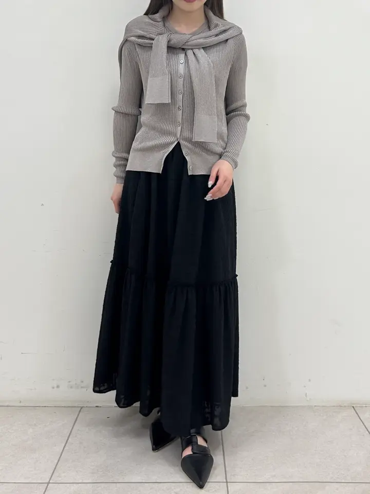 GRACE CONTINENTAL Miu Akamatsu コーディネート画像