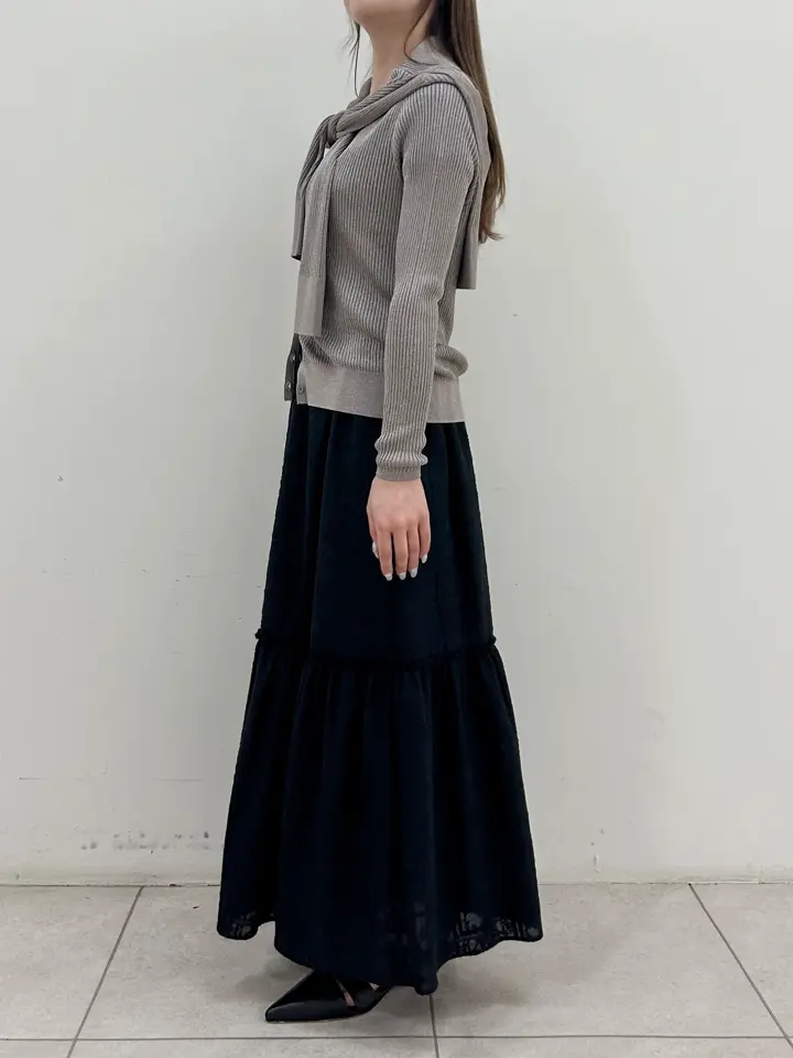 GRACE CONTINENTAL Miu Akamatsu コーディネート画像