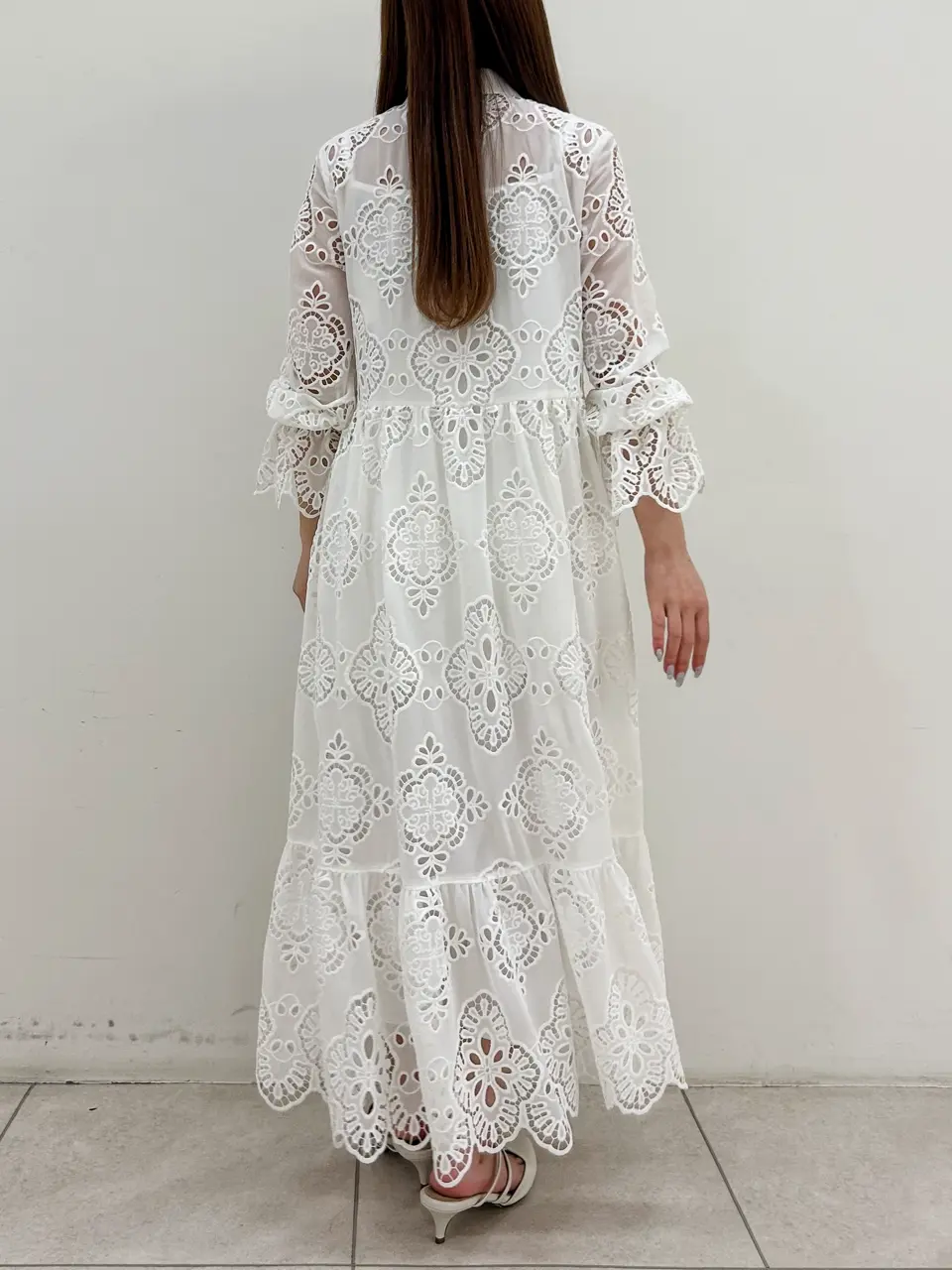 GRACE CONTINENTAL Miu Akamatsu コーディネート画像