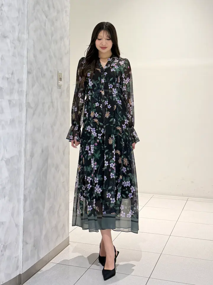 GRACE CONTINENTAL momo コーディネート画像