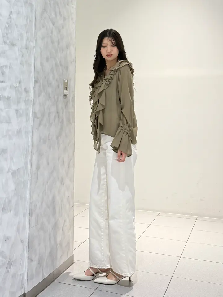 GRACE CONTINENTAL momo コーディネート画像