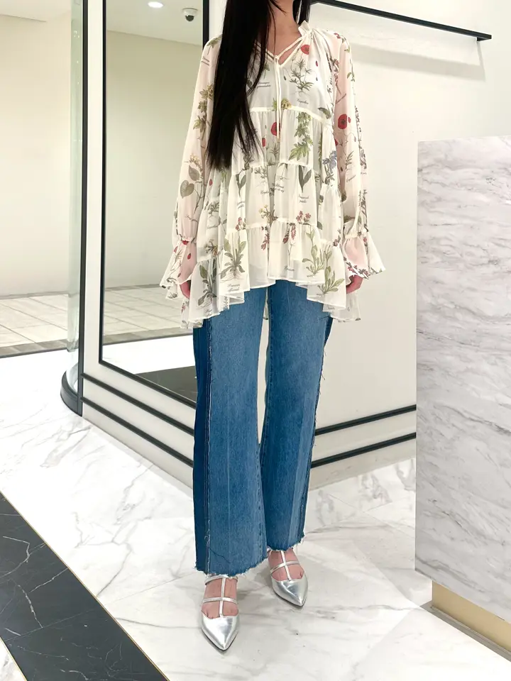 GRACE CONTINENTAL 髙田　美衣 コーディネート画像