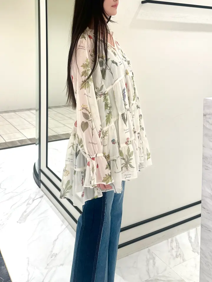 GRACE CONTINENTAL 髙田　美衣 コーディネート画像