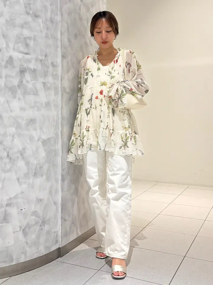 GRACE CONTINENTAL 岩永 春佳 コーディネート画像