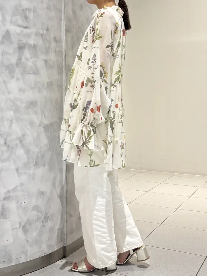 GRACE CONTINENTAL 岩永 春佳 コーディネート画像