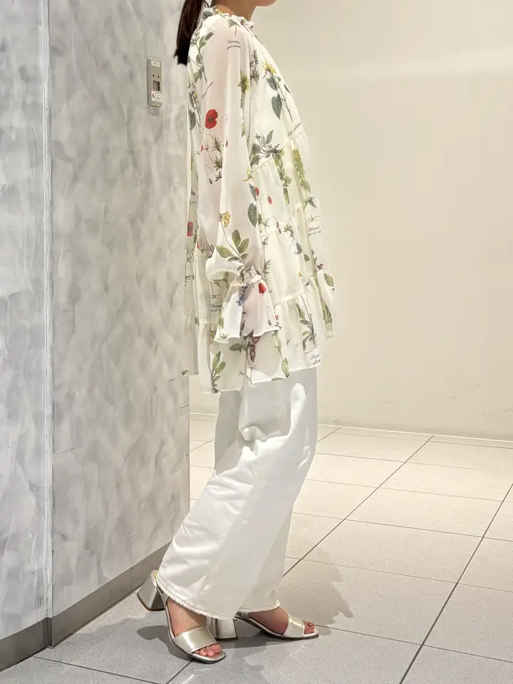 GRACE CONTINENTAL 岩永 春佳 コーディネート画像