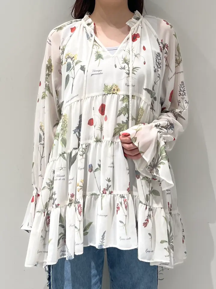 GRACE CONTINENTAL RIKO コーディネート画像