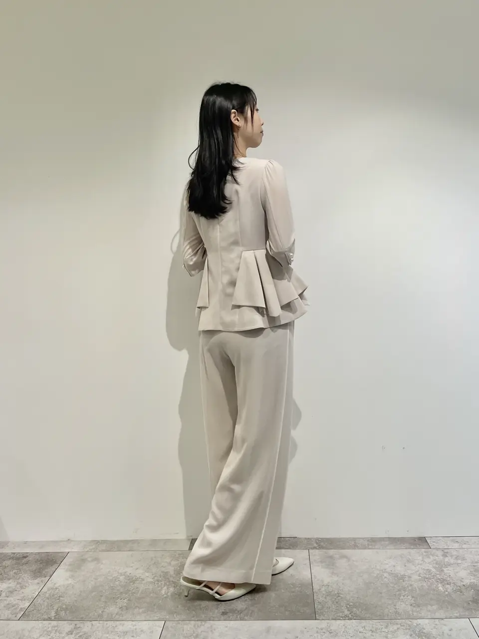 GRACE CONTINENTAL 端場 わかな コーディネート画像