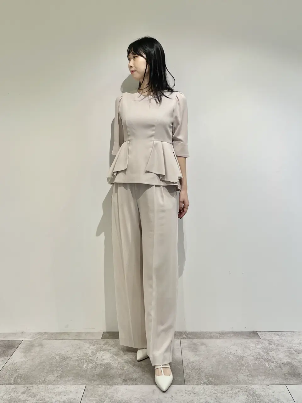 GRACE CONTINENTAL 端場 わかな コーディネート画像