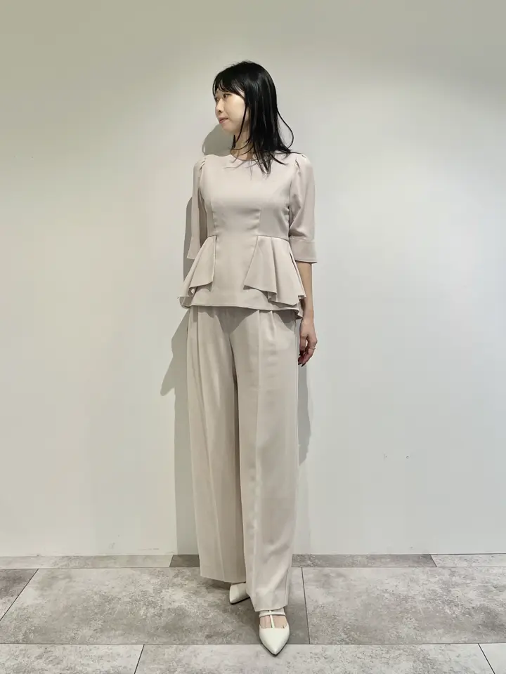 GRACE CONTINENTAL 端場 わかな コーディネート画像