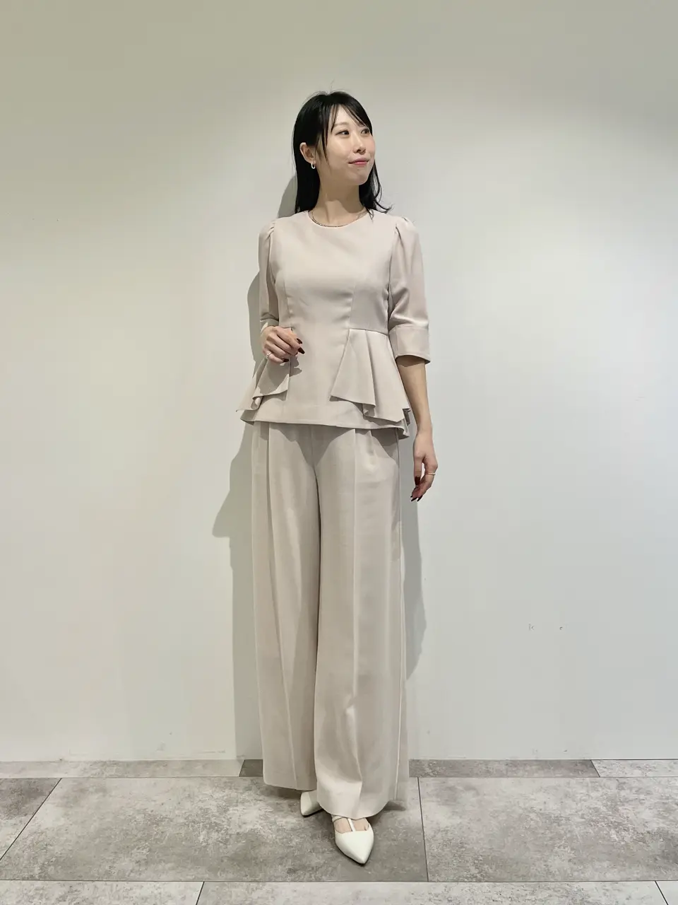 GRACE CONTINENTAL 端場 わかな コーディネート画像