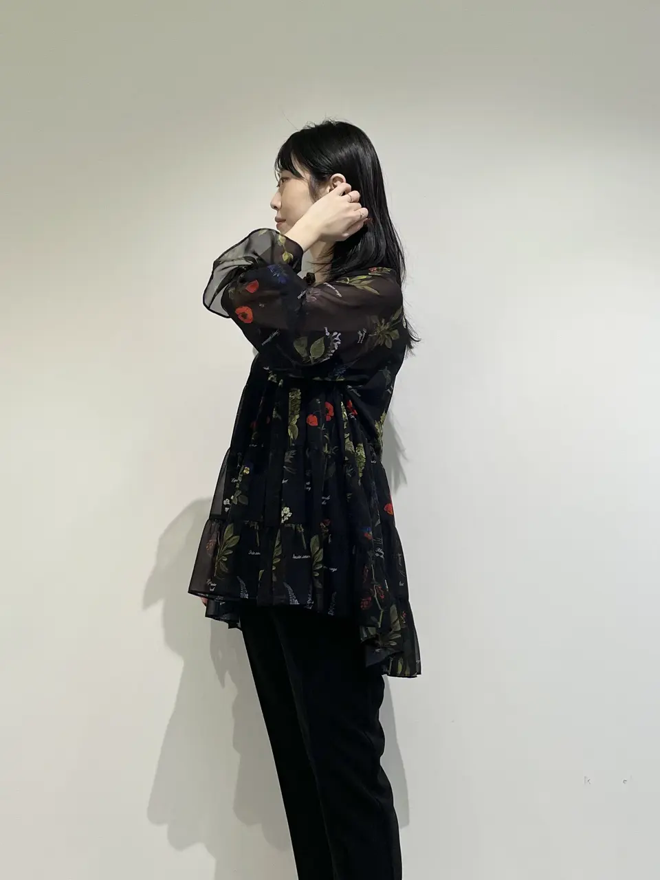 GRACE CONTINENTAL 端場 わかな コーディネート画像