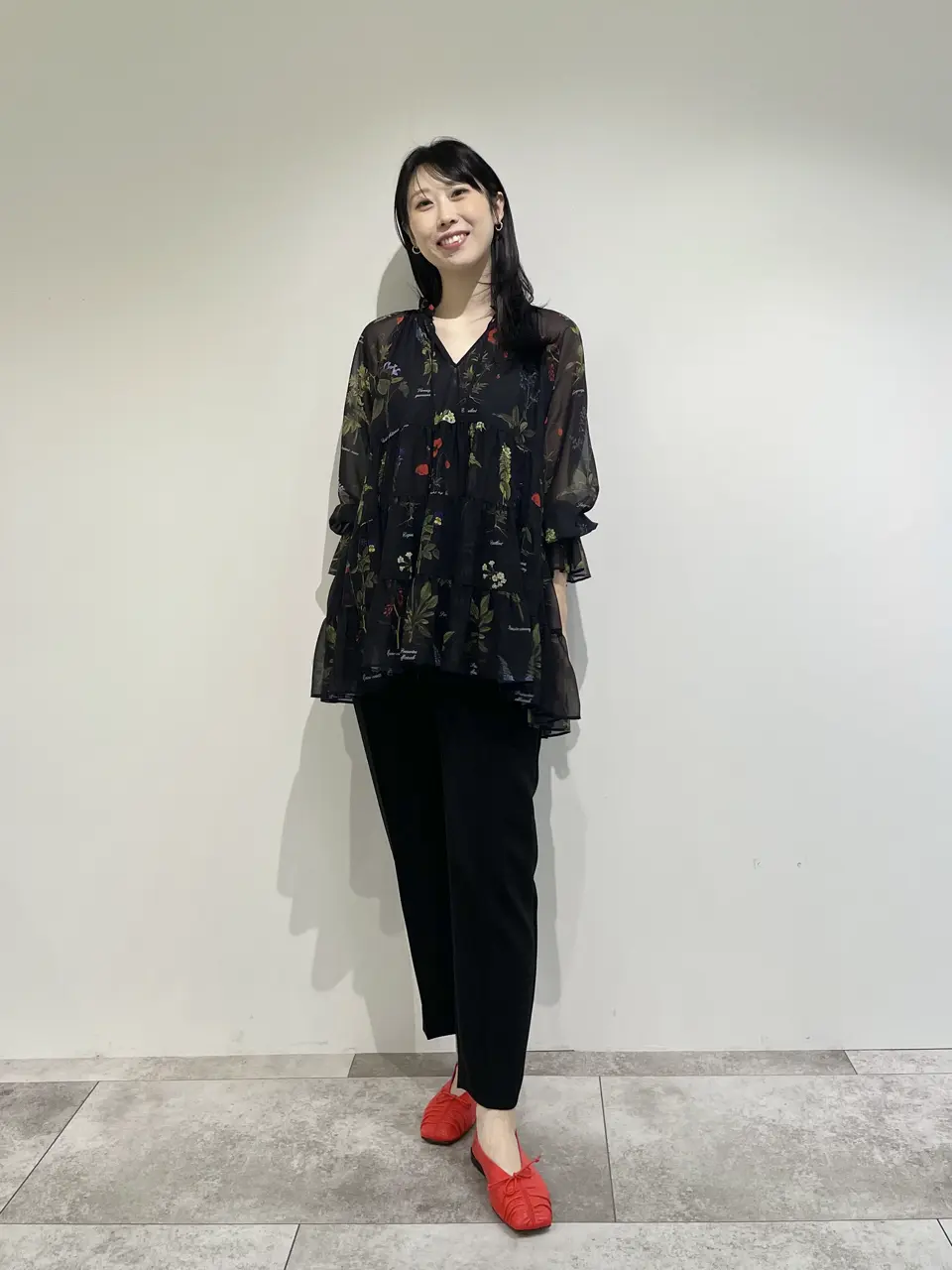 GRACE CONTINENTAL 端場 わかな コーディネート画像