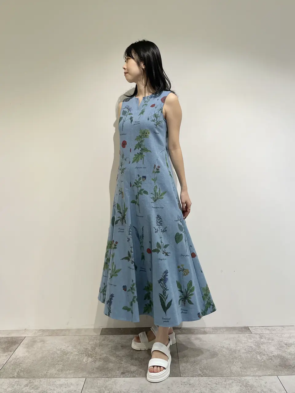 GRACE CONTINENTAL 端場 わかな コーディネート画像