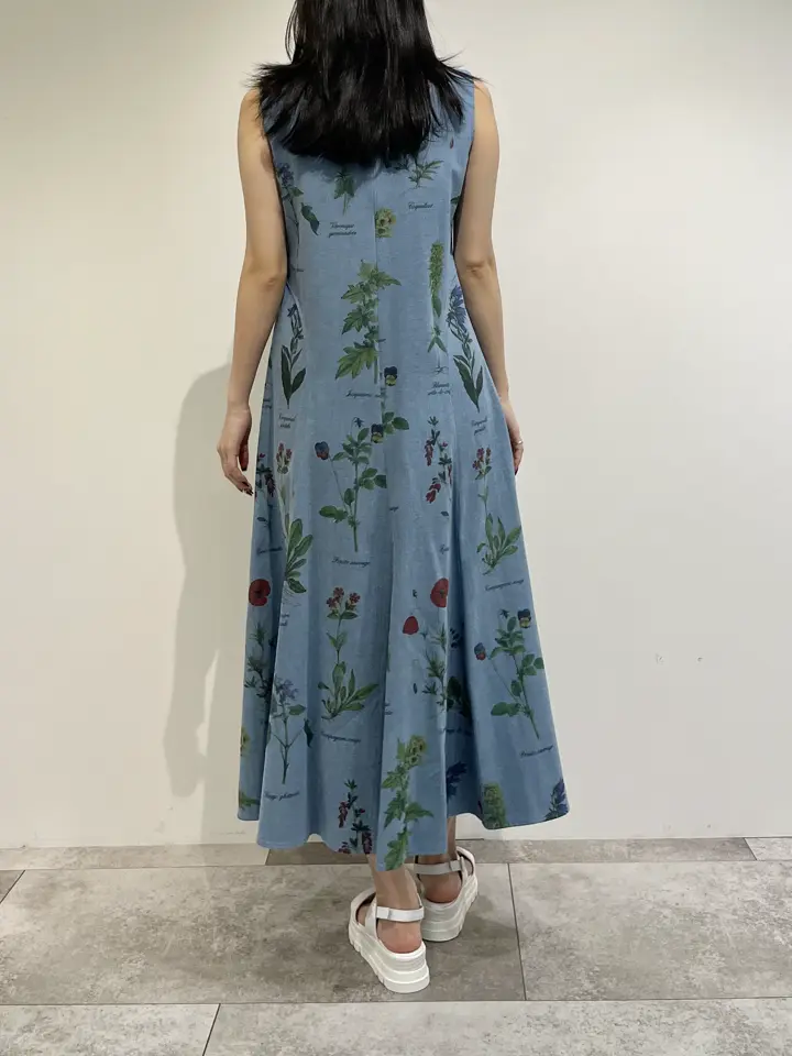 GRACE CONTINENTAL 端場 わかな コーディネート画像