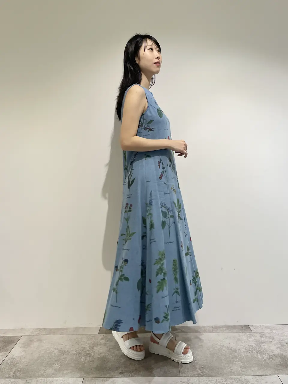 GRACE CONTINENTAL 端場 わかな コーディネート画像