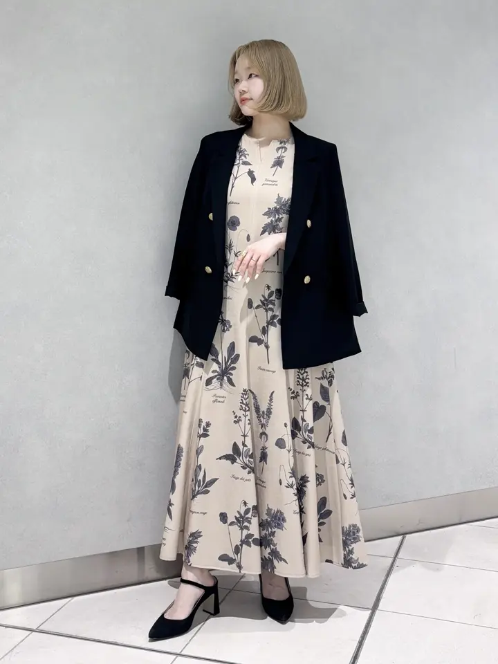 GRACE CONTINENTAL SAYUMI Nagashima コーディネート画像