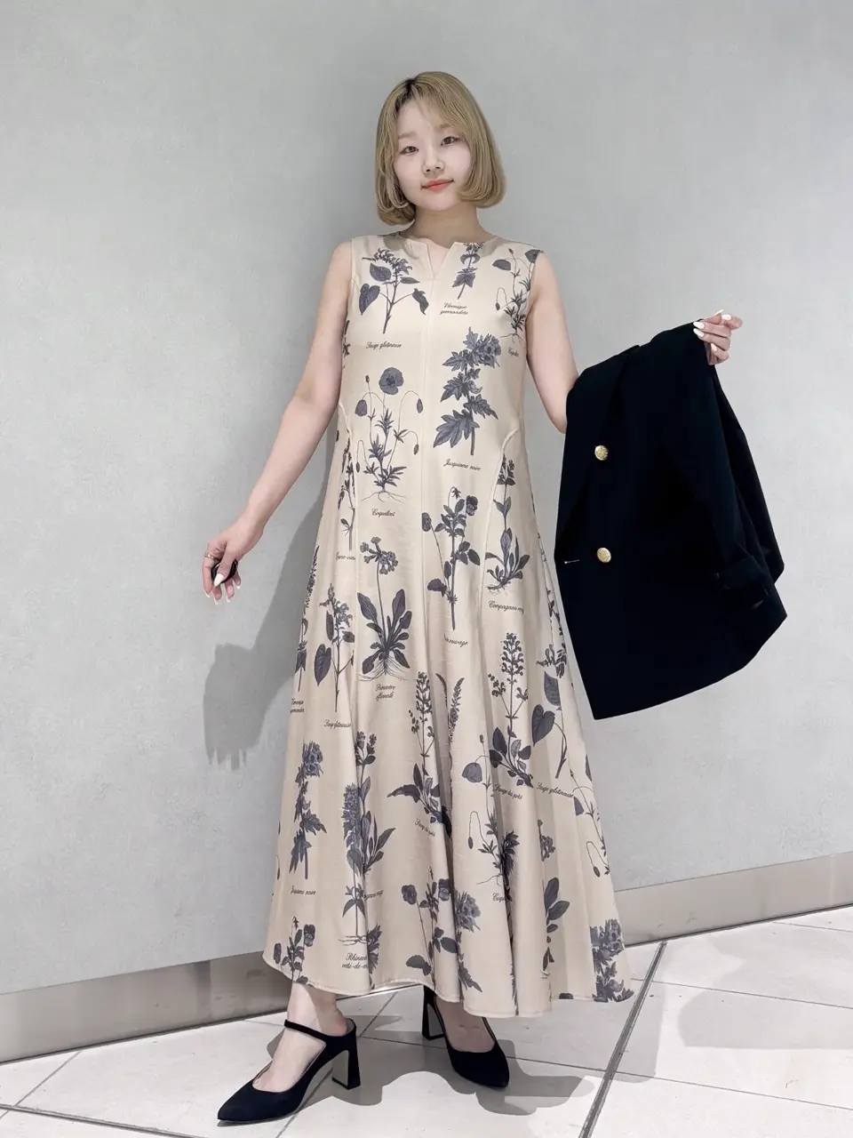 GRACE CONTINENTAL SAYUMI Nagashima コーディネート画像