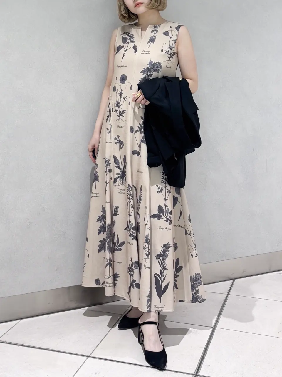 GRACE CONTINENTAL SAYUMI Nagashima コーディネート画像