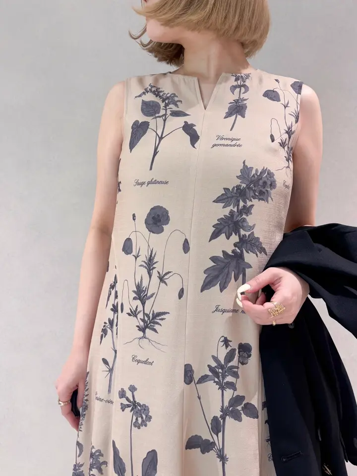 GRACE CONTINENTAL SAYUMI Nagashima コーディネート画像