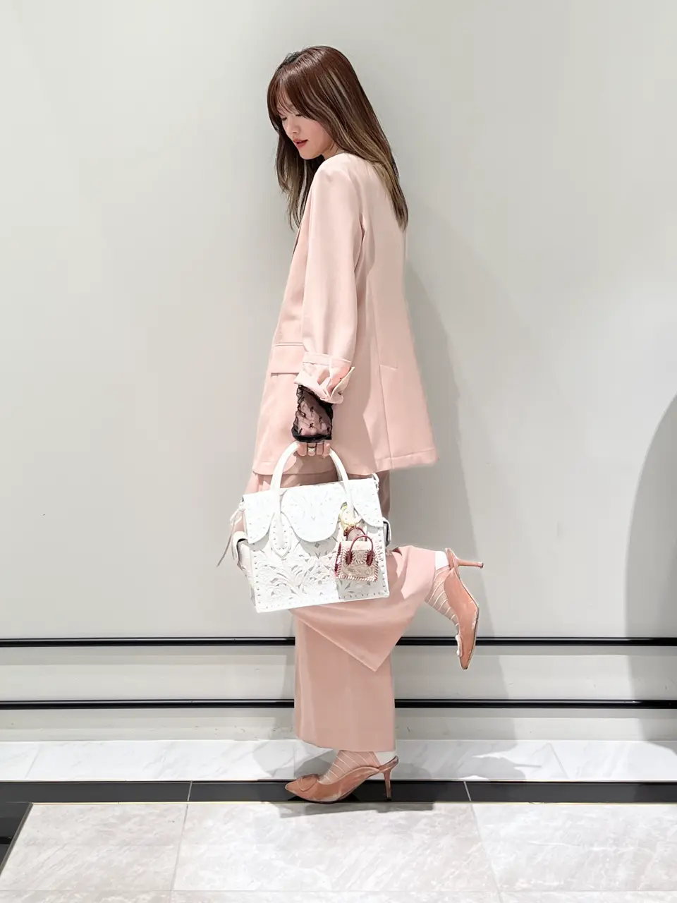 GRACE CONTINENTAL A.Kameyama コーディネート画像