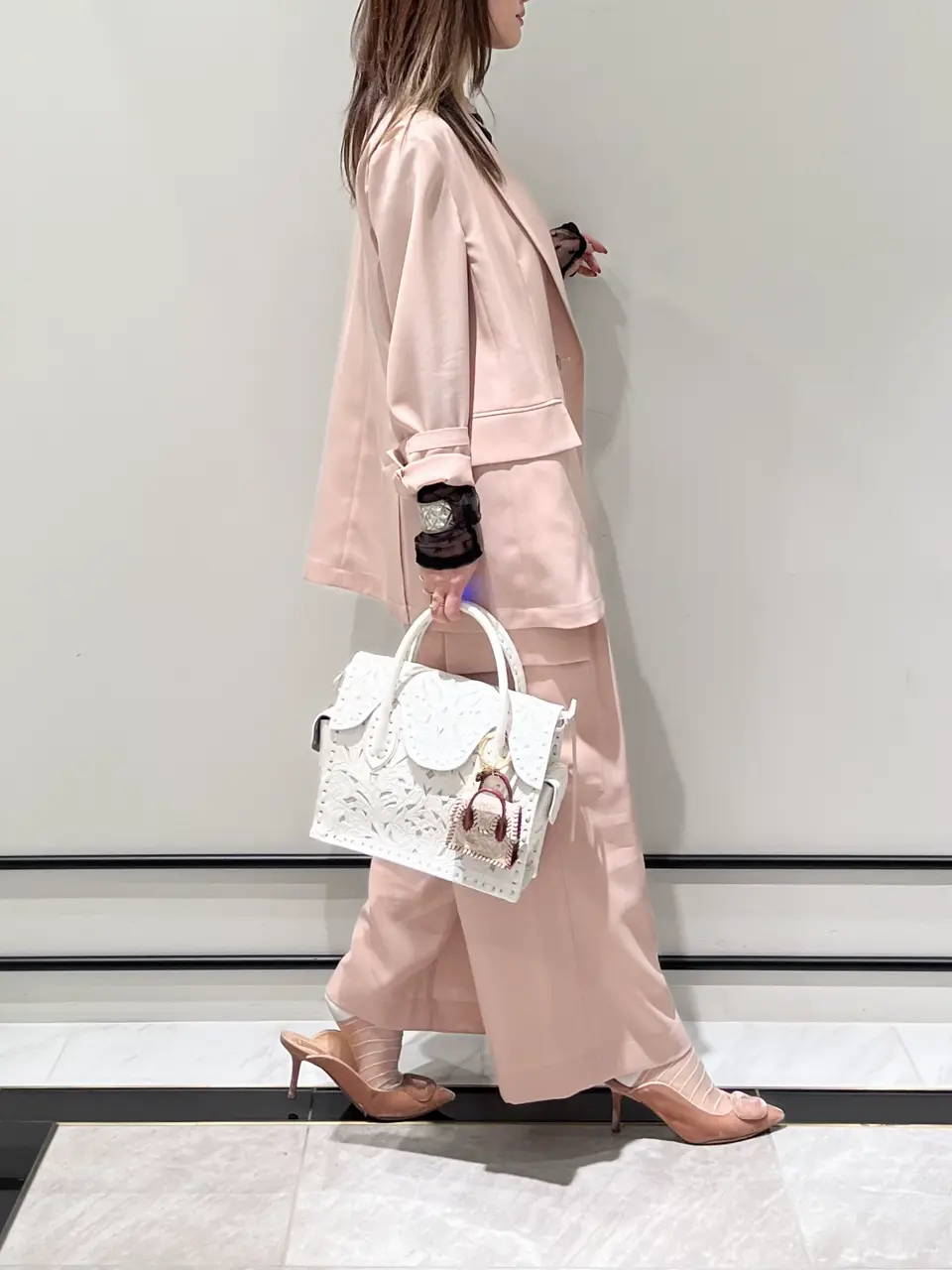 GRACE CONTINENTAL A.Kameyama コーディネート画像