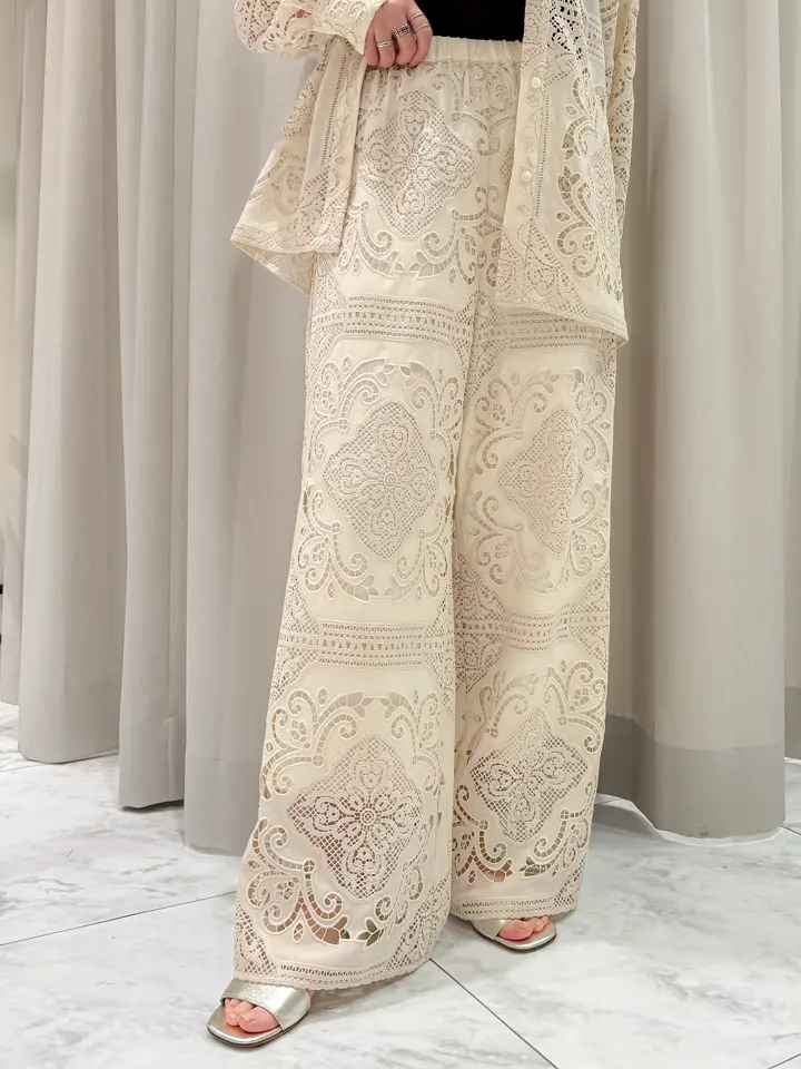 GRACE CONTINENTAL Adachi コーディネート画像