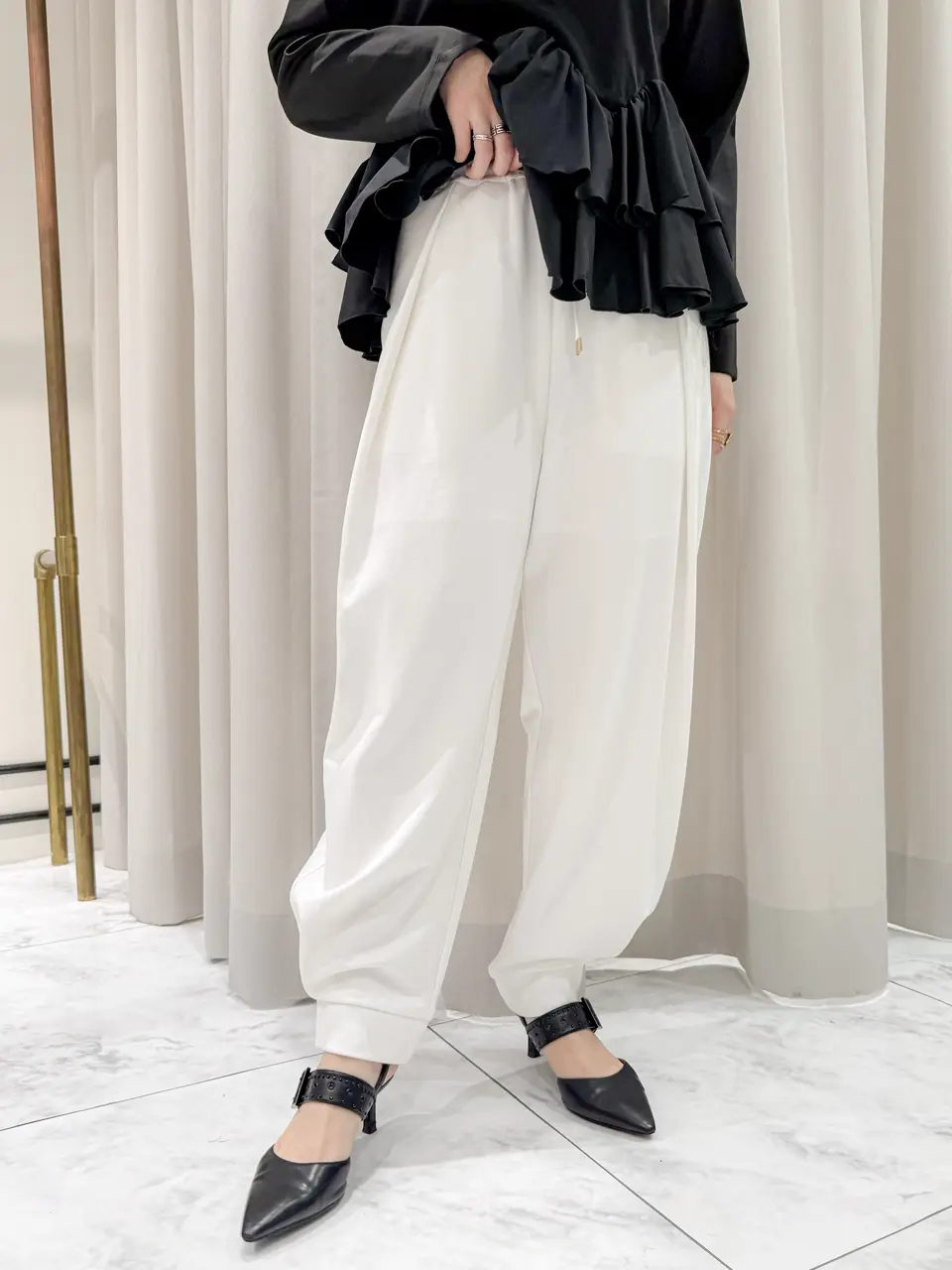 GRACE CONTINENTAL Adachi コーディネート画像