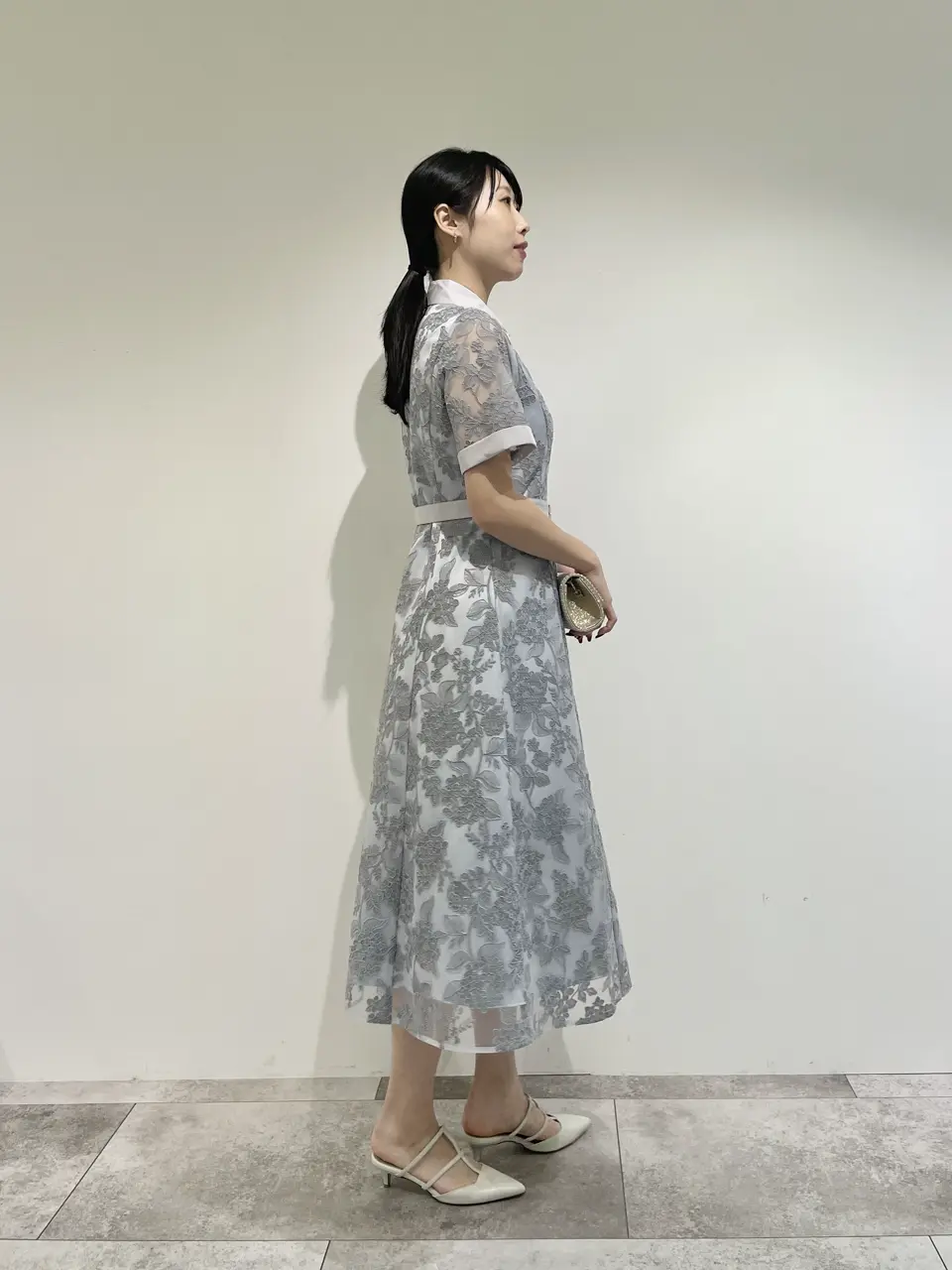 GRACE CONTINENTAL 端場 わかな コーディネート画像