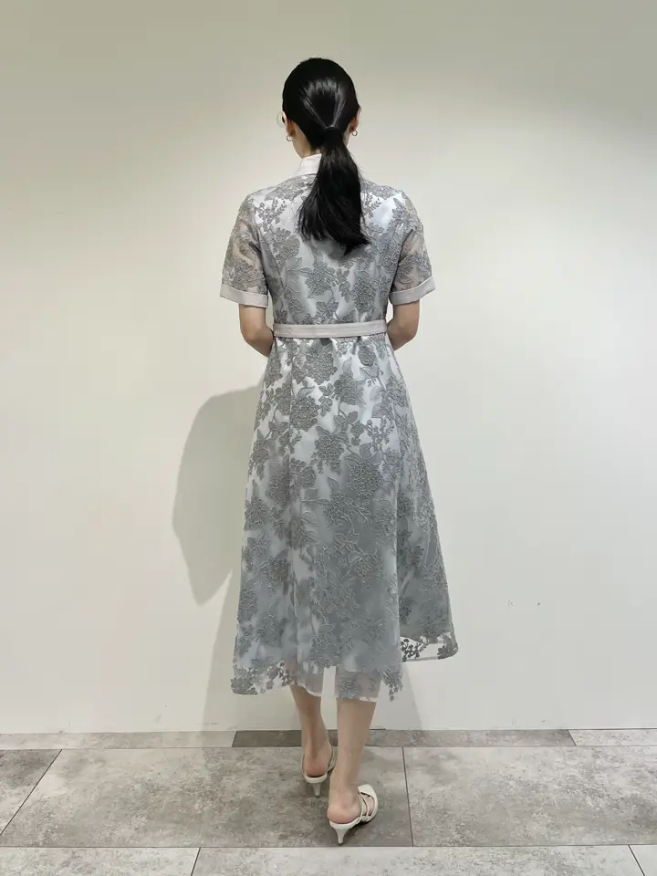 GRACE CONTINENTAL 端場 わかな コーディネート画像