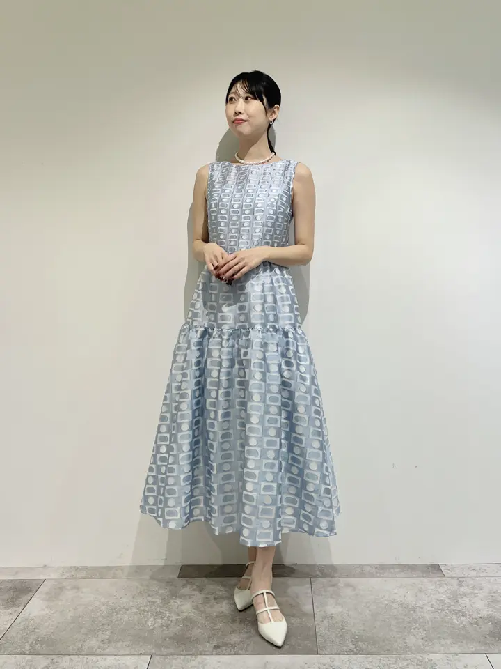 GRACE CONTINENTAL 端場 わかな コーディネート画像