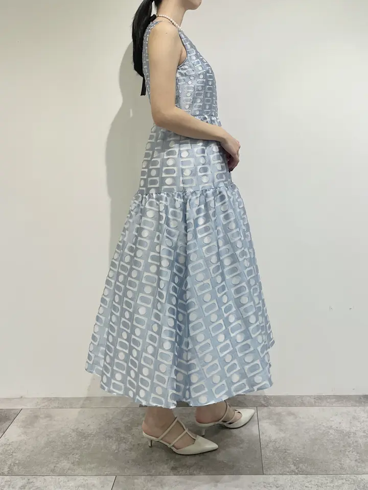 GRACE CONTINENTAL 端場 わかな コーディネート画像