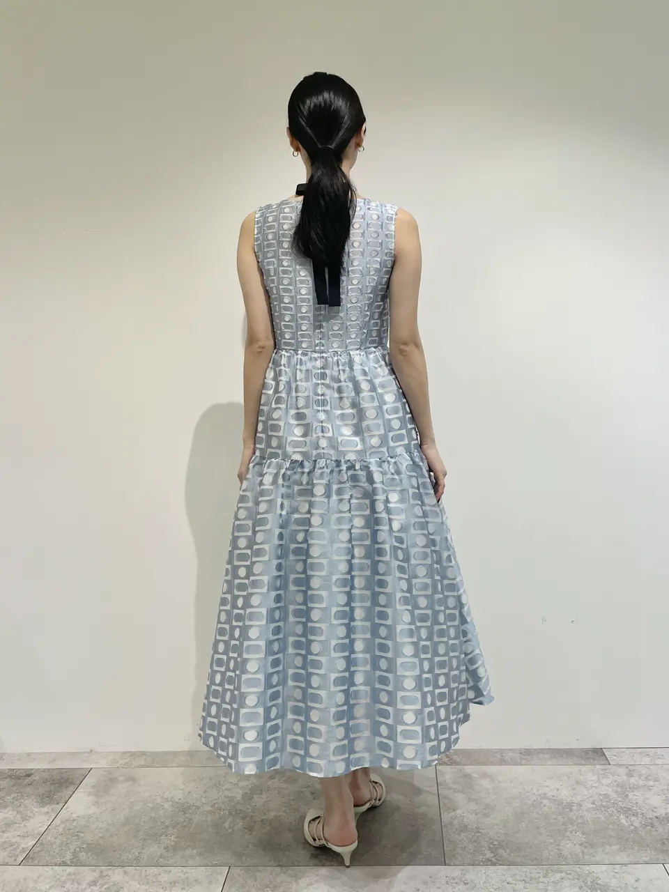 GRACE CONTINENTAL 端場 わかな コーディネート画像