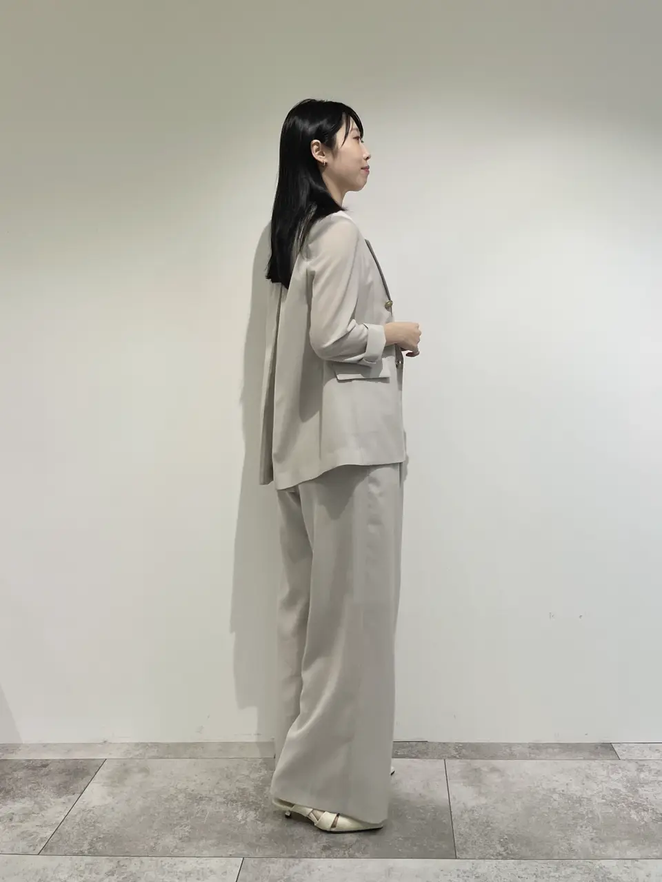 GRACE CONTINENTAL 端場 わかな コーディネート画像