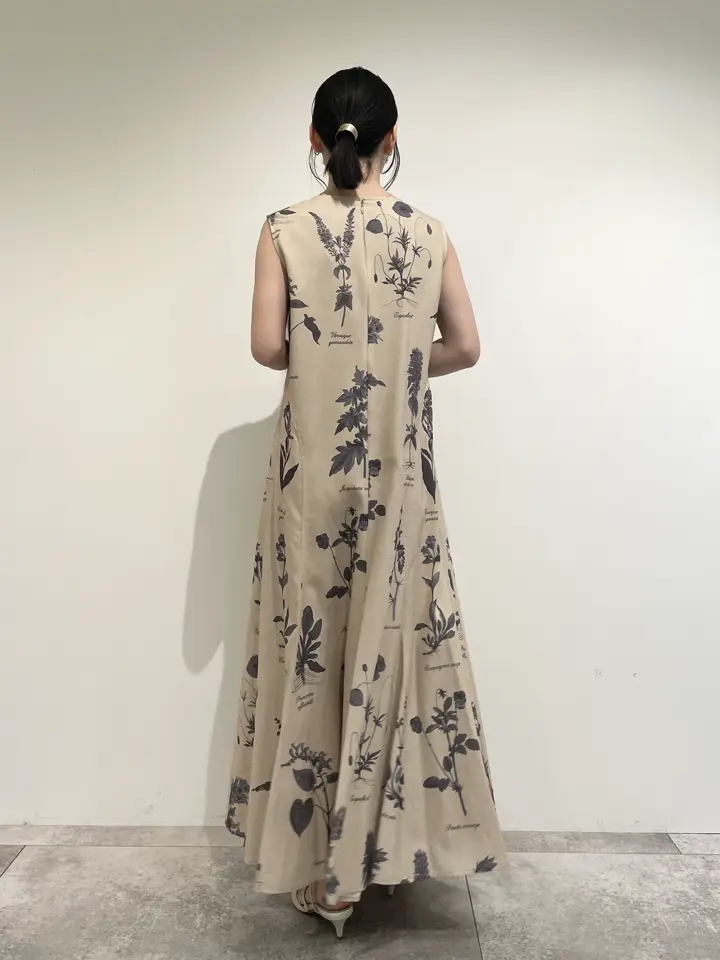 GRACE CONTINENTAL Nakatsu.m コーディネート画像