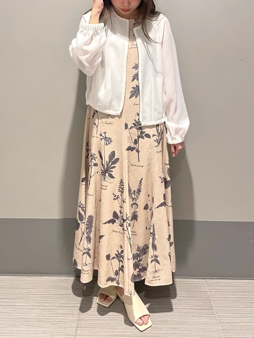 GRACE CONTINENTAL 細川　もなみ コーディネート画像